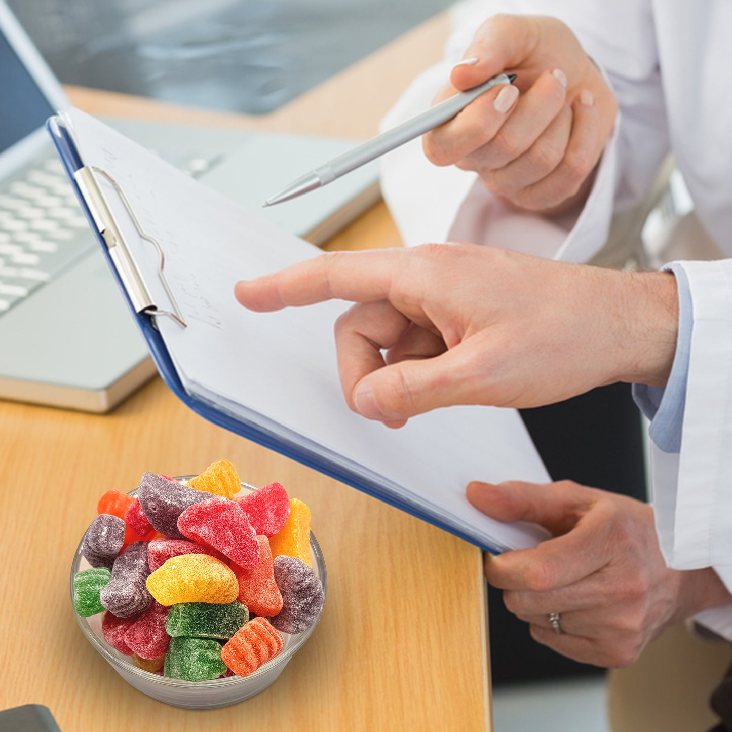 Assorted Fruit Slices Jelly Candy – 2 Pound Bulk Bag Of Old-Fashioned Sugar-Dusted Gum Drops, Orange Slices, Jelly Fruit Mix, Nostalgic Soft Gems for Gifts & Bowls