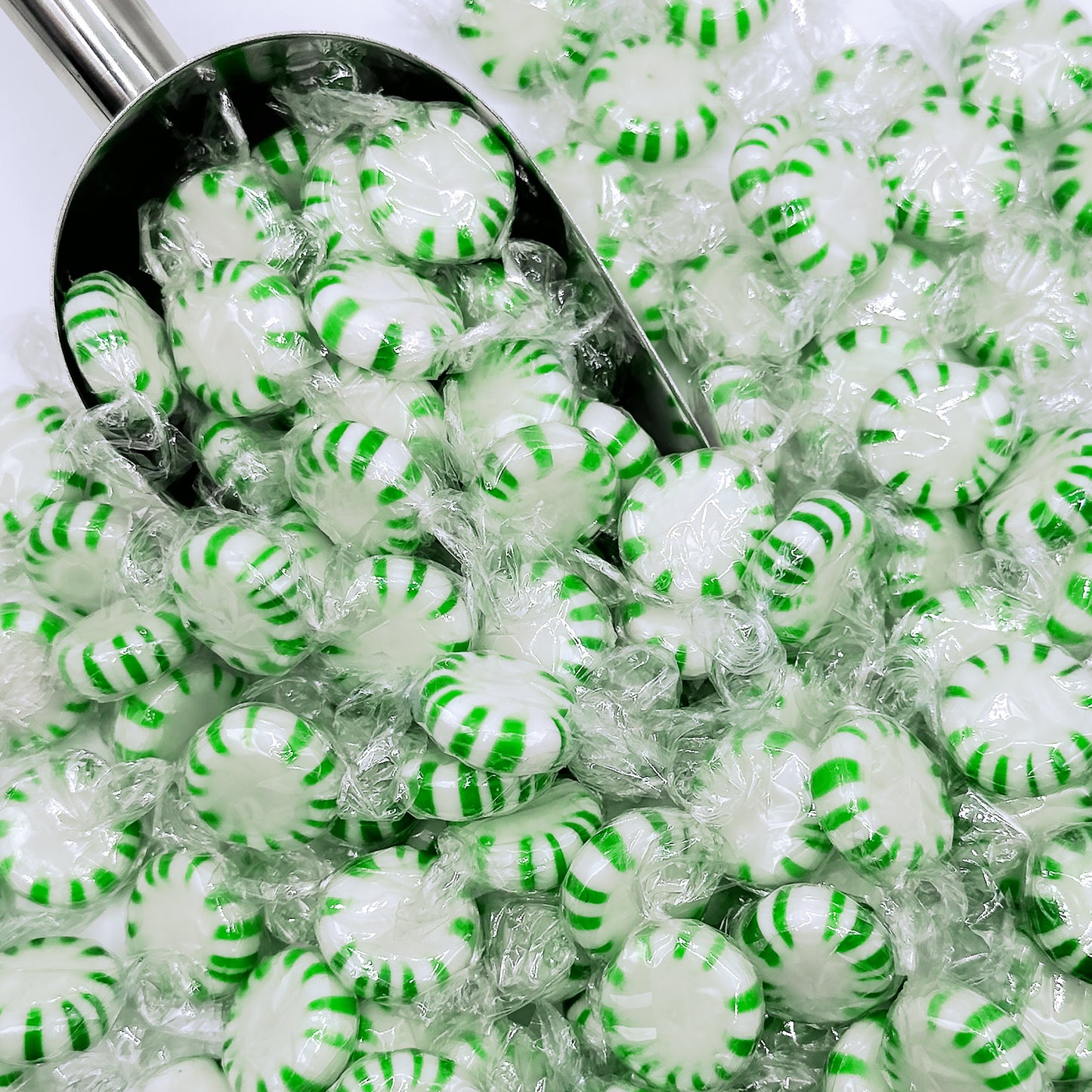 Starlight Spearmint Hard Candy - Bulk 1 Pound Individually Wrapped Spear Mints, Refreshing Green and White Spearmint Candy Discs, Starlights Breath Mints Are The Perfect After Dinner Mint